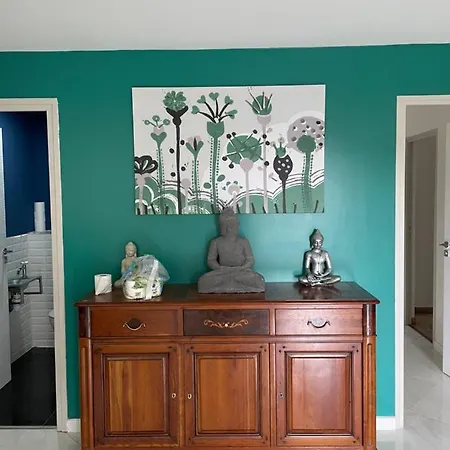 Cassidy Villa *